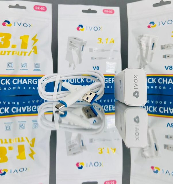 Cargador 3.1A con cable